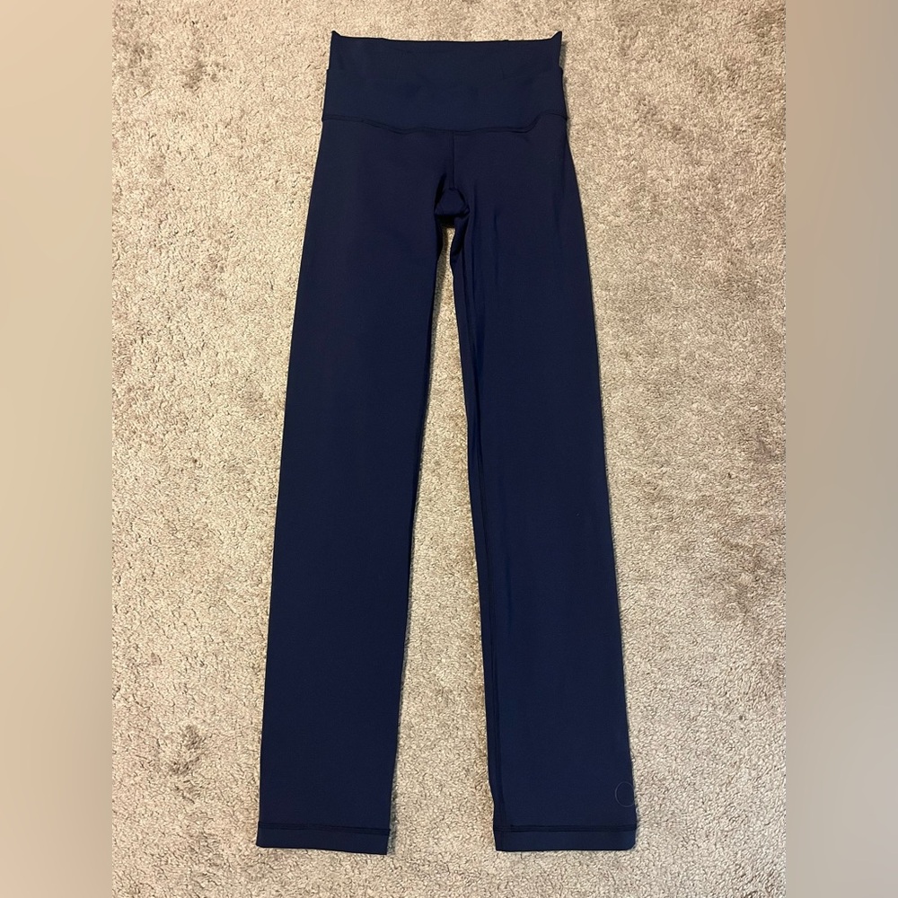 Lululemon navy blue straight leg leggings size 6